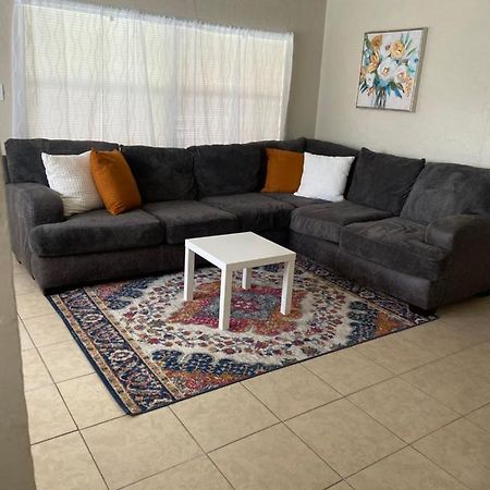 Comfy Inn St. Petersburg Dış mekan fotoğraf